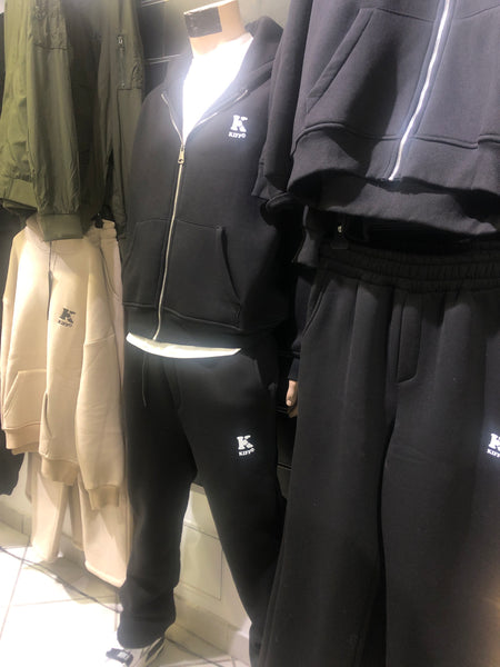 Ensemble Veste à Capuche et Pantalon Noir