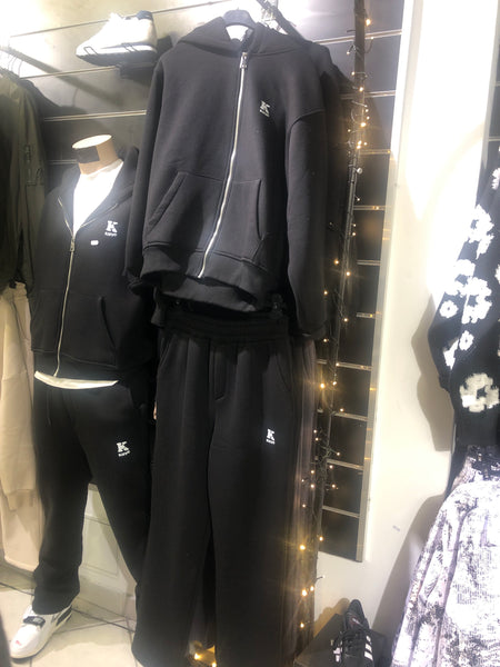 Ensemble Veste à Capuche et Pantalon Noir