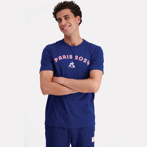 C'est Le T-shirt En édition Limitée 2024 | Vecteur Premium C'est Le T-shirt En édition Limitée 2024 | Vecteur Premium